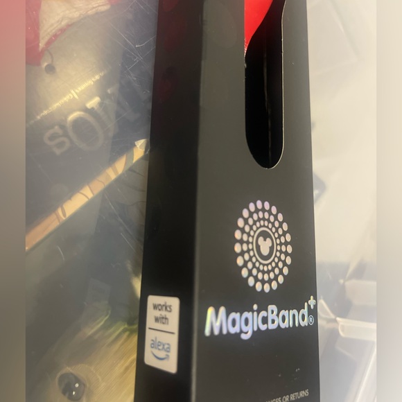 Disney MagicBand+Captain America 2022 works with Alexa - Picture 7 of 7